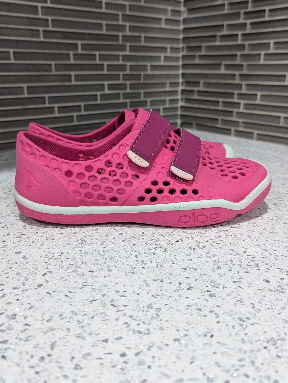 Plae Kids Water Shoes Mimo Lightweight Rubber Spring Summer Girls Size 3
